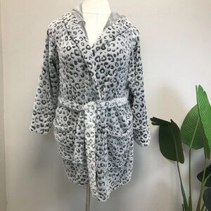 Pink by Victoria's Secret Leopard Print Hooded Robe - Size M/L